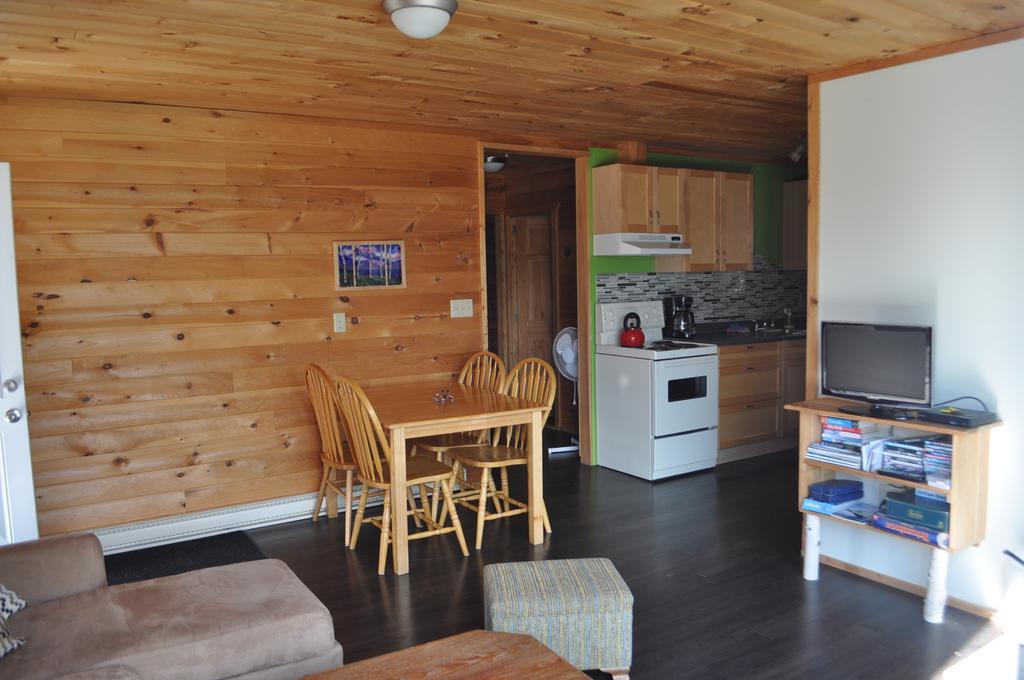 The Sleeping Moose Cottage Birch Plain Esterno foto